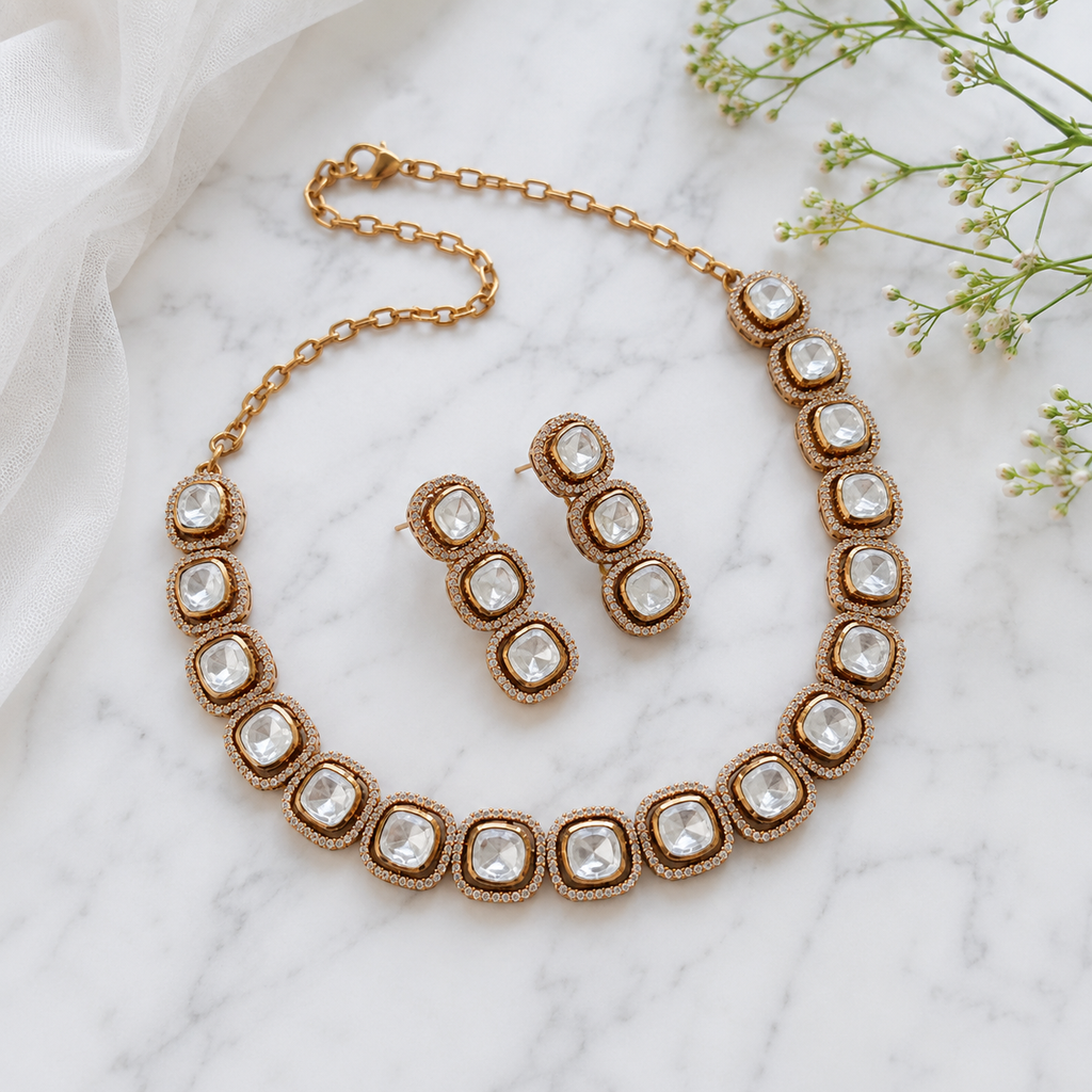The Single Line Polki Necklace Set